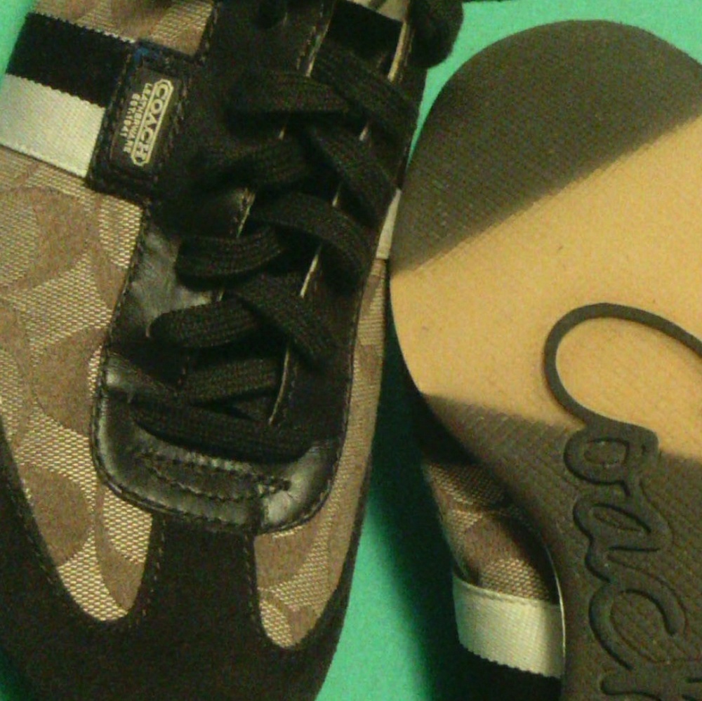 Coach Women's Sports / Sneakers / Walking Shoes S8 - Picture 3 of 8